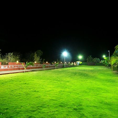 Mount Machi Resort Pune Exterior foto